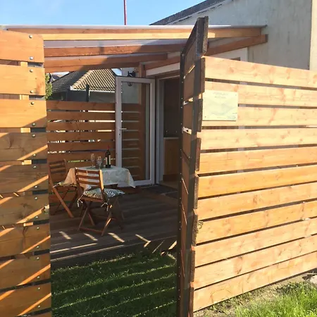 Sportbalaton Calm Little Garden Hideaway * Balatonudvari